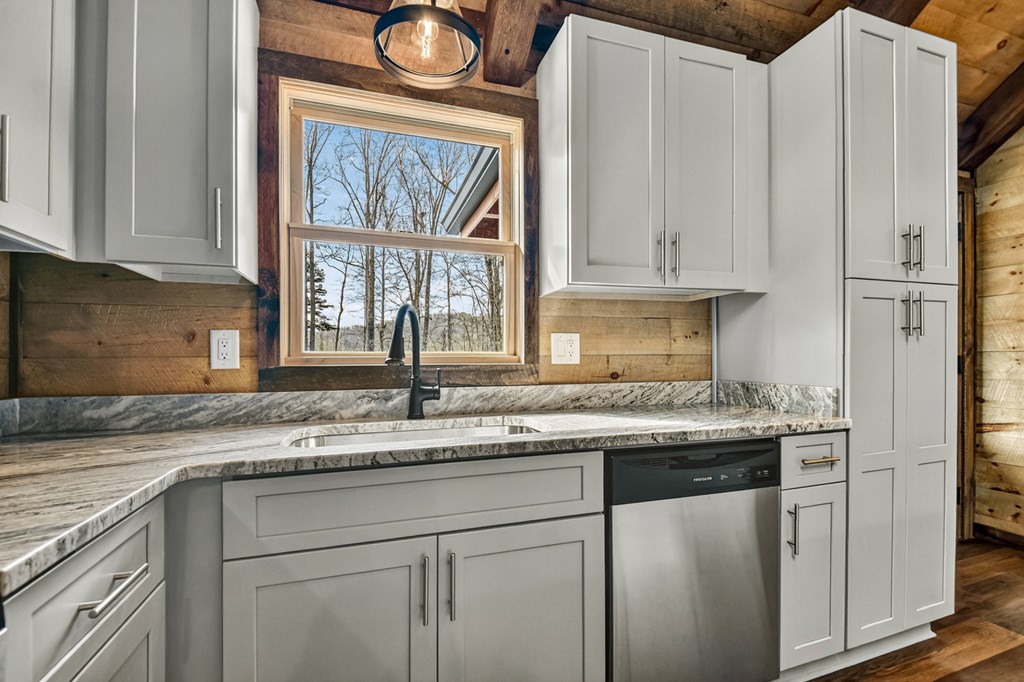 429200 Blue Ridge Residential