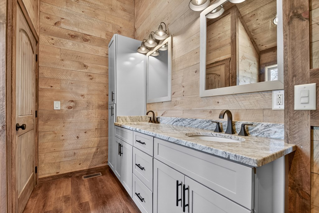 429200 Blue Ridge Residential