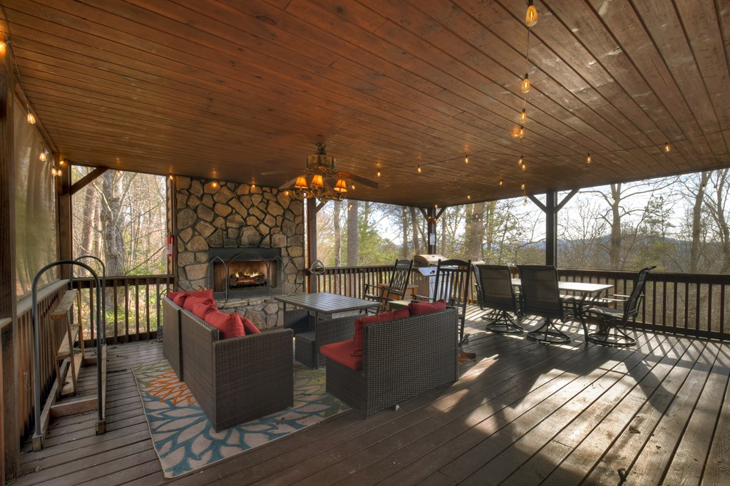 429201 Mineral Bluff Residential