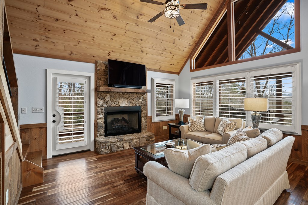 429205 Morganton Residential