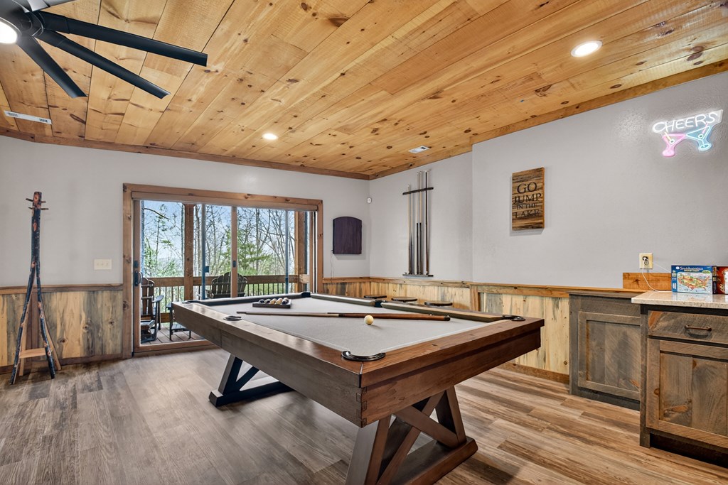 429206 Blue Ridge Residential