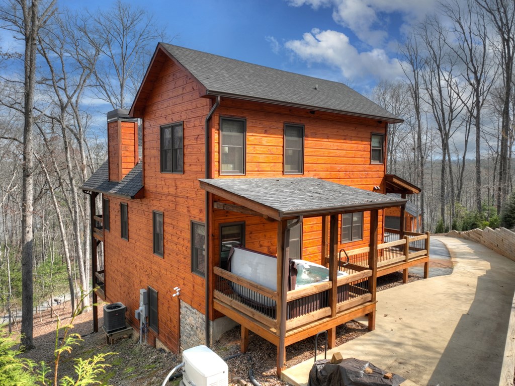 429206 Blue Ridge Residential