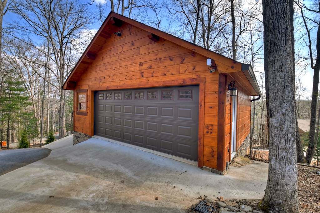 429206 Blue Ridge Residential