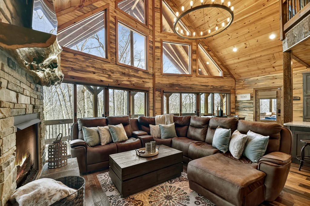 429206 Blue Ridge Residential