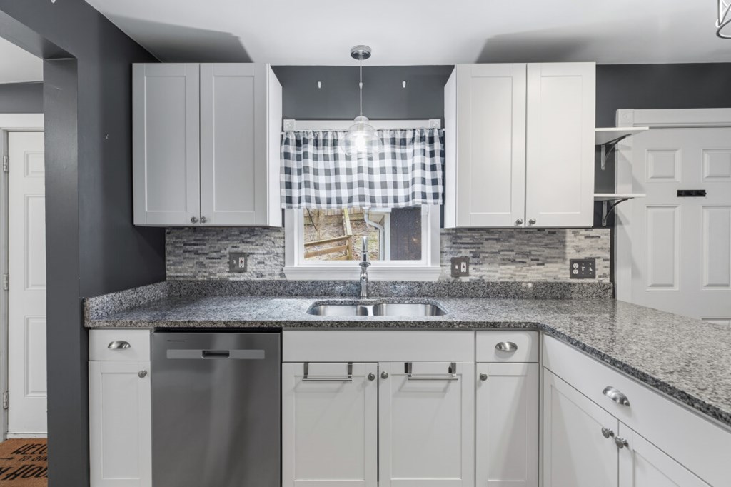 429207 Clayton Residential