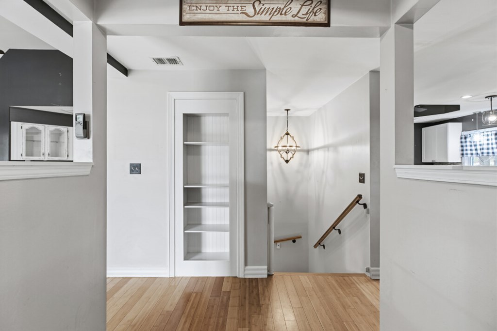 429207 Clayton Residential