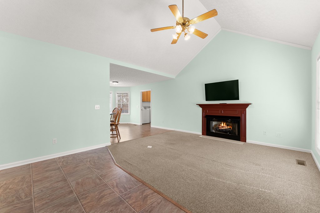 429210 Dahlonega Residential