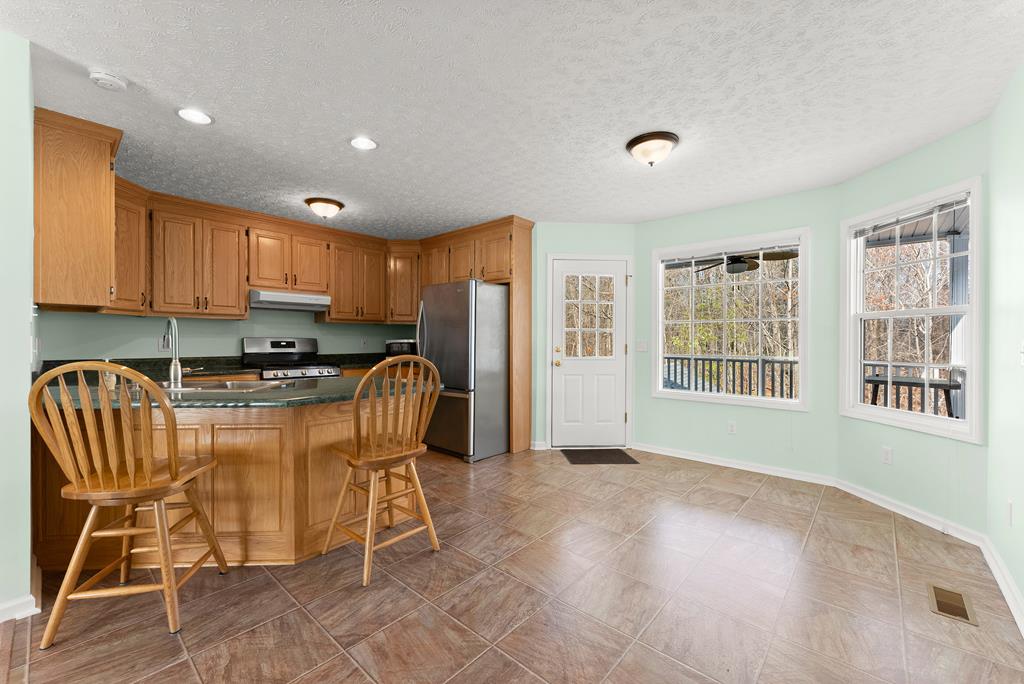 429210 Dahlonega Residential