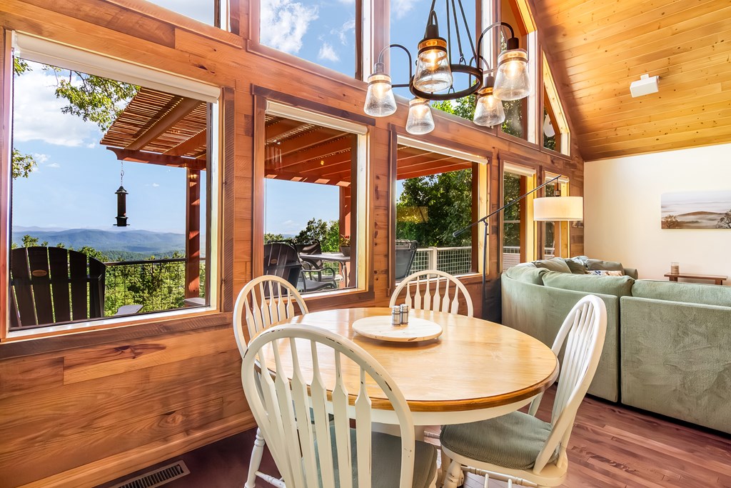 429211 Murphy Residential