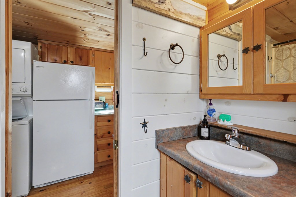 429215 Blairsville Residential