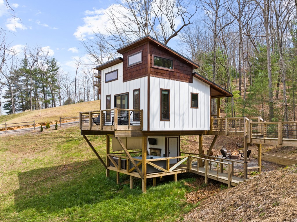 429223 Morganton Residential