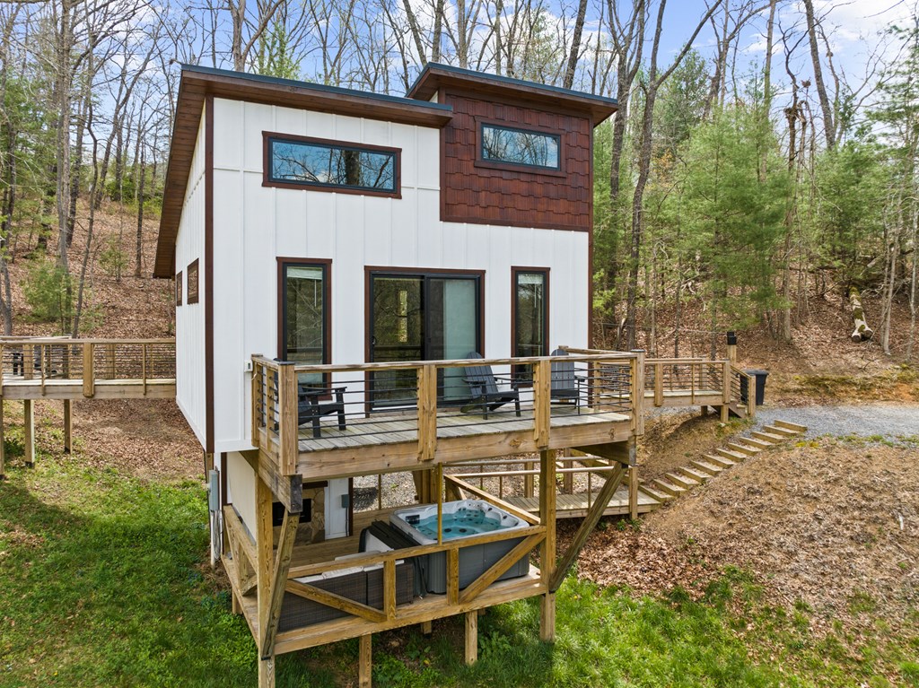 429223 Morganton Residential