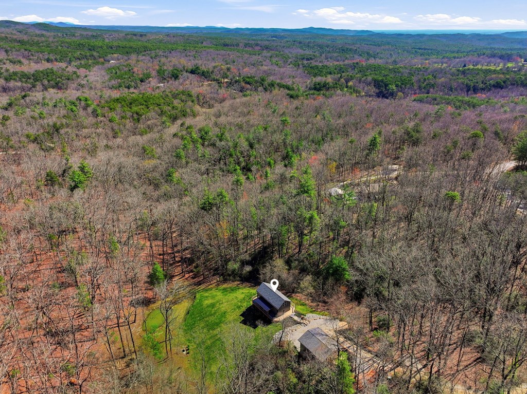 429231 Clarkesville Residential