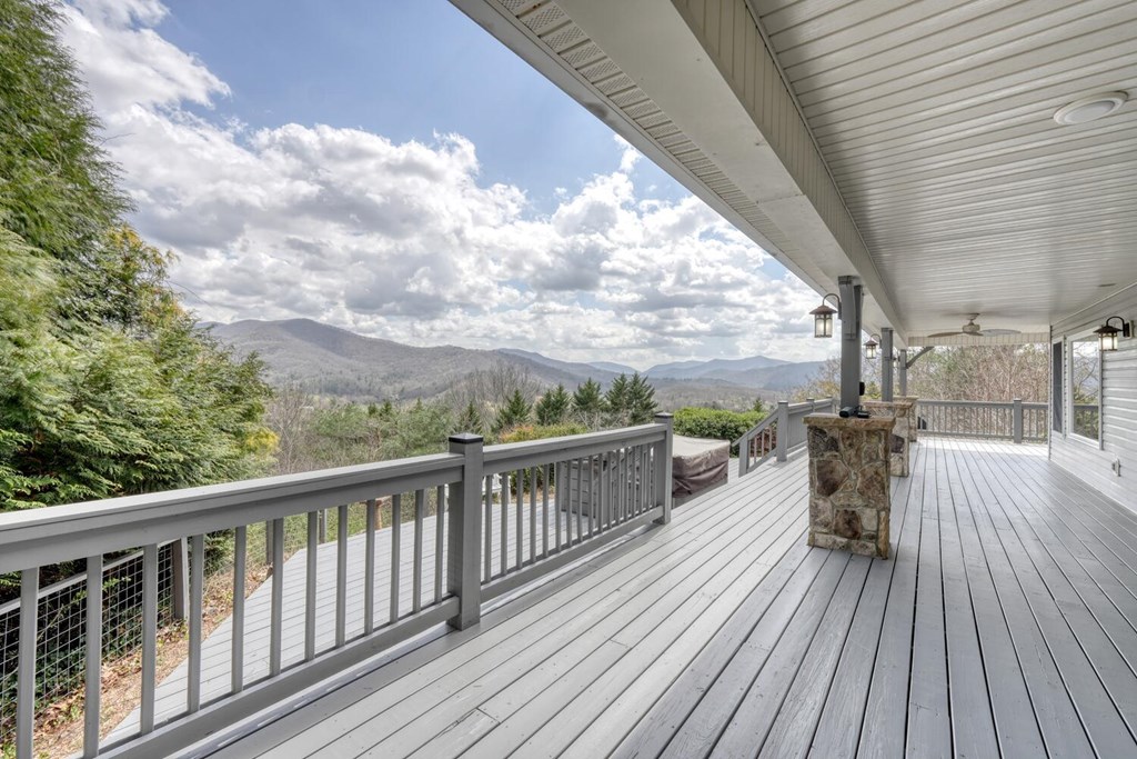 429236 Hiawassee Residential