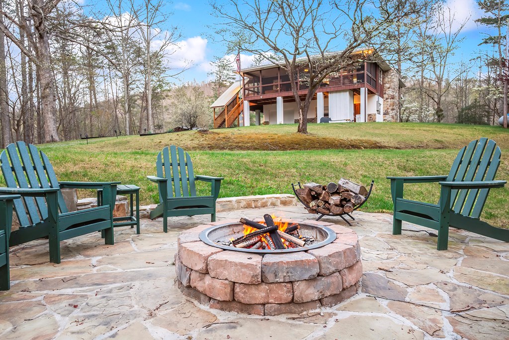 429239 Blue Ridge Residential