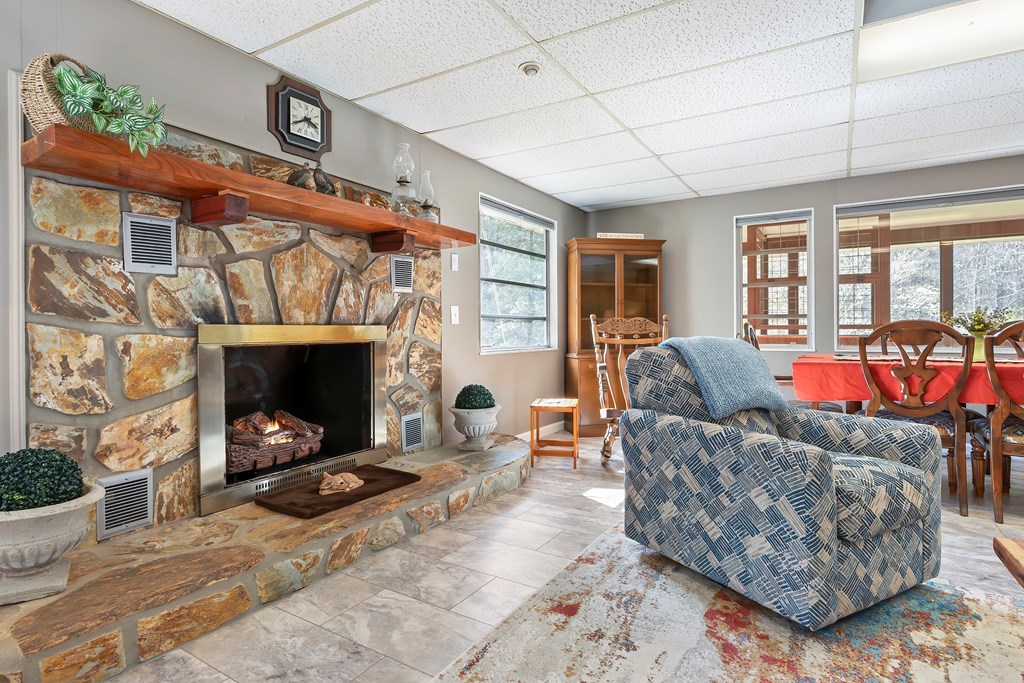 429239 Blue Ridge Residential