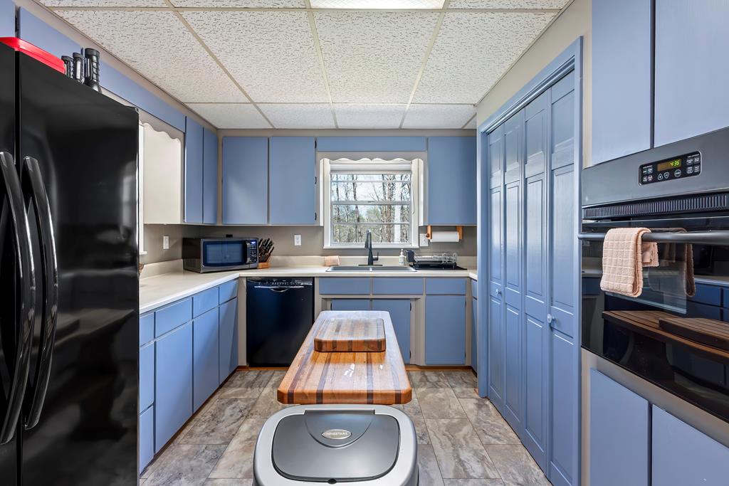 429239 Blue Ridge Residential