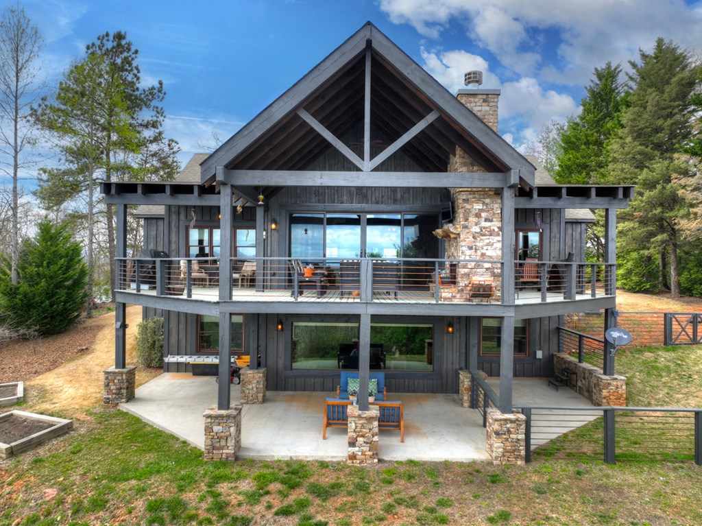 429240 Mineral Bluff Residential