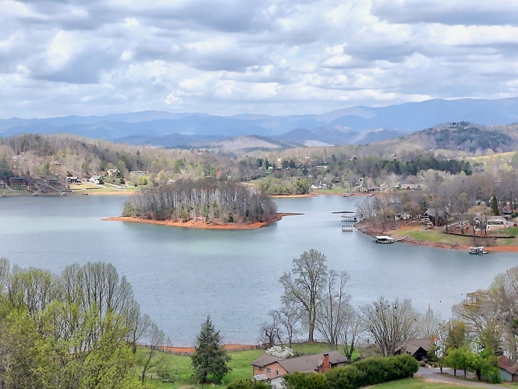 429246 Hiawassee Residential