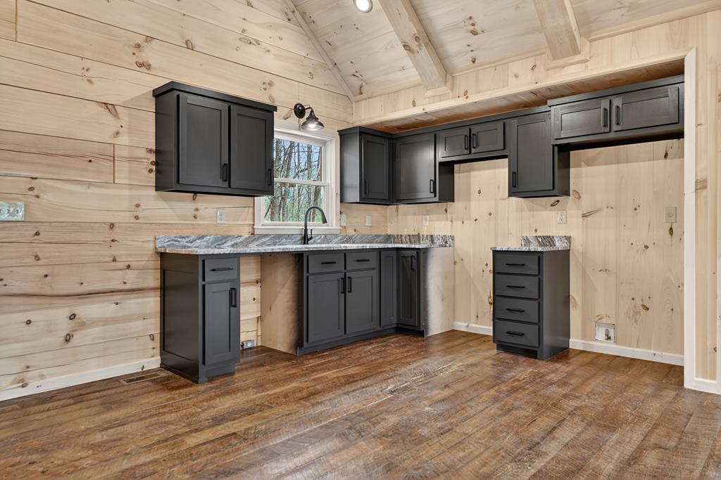 429247 Cherry Log Residential