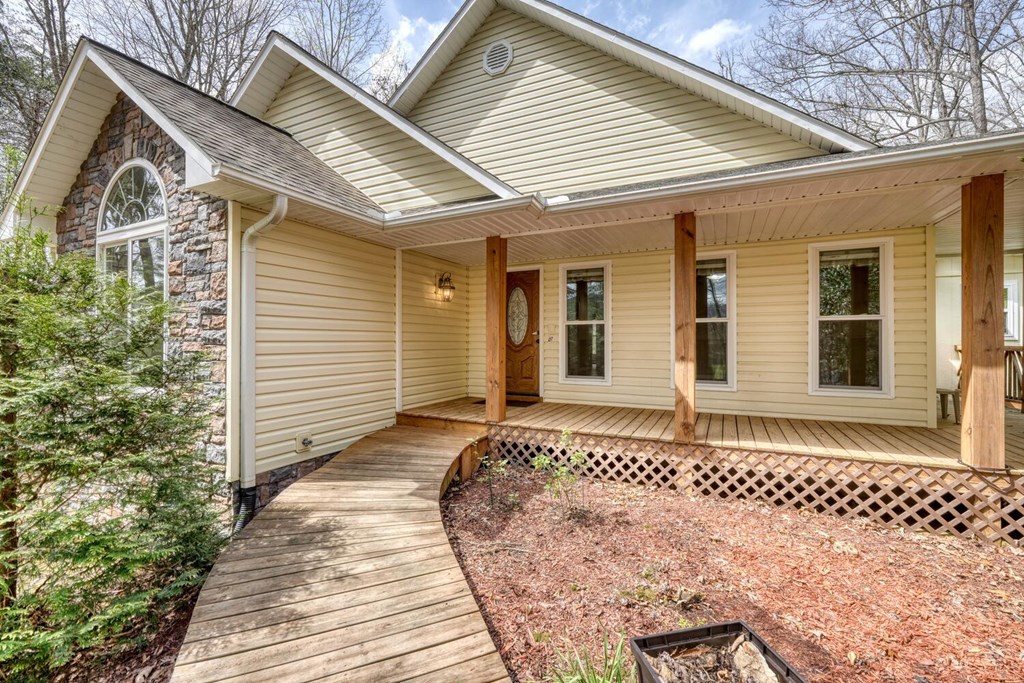 429248 Young Harris Residential