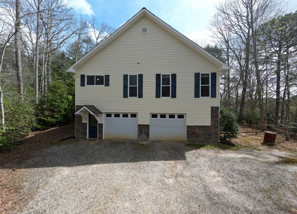 429248 Young Harris Residential