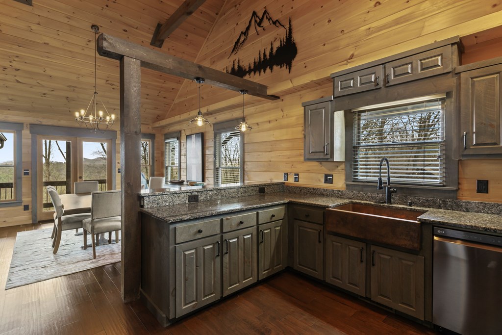 429253 Blue Ridge Residential