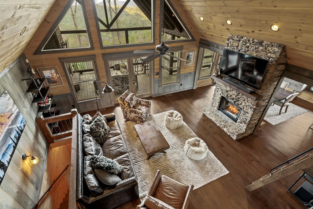 429253 Blue Ridge Residential