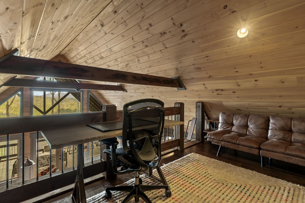 429253 Blue Ridge Residential