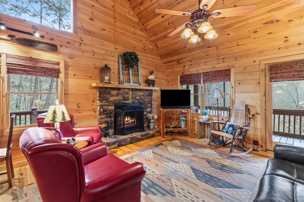 429259 Blue Ridge Residential