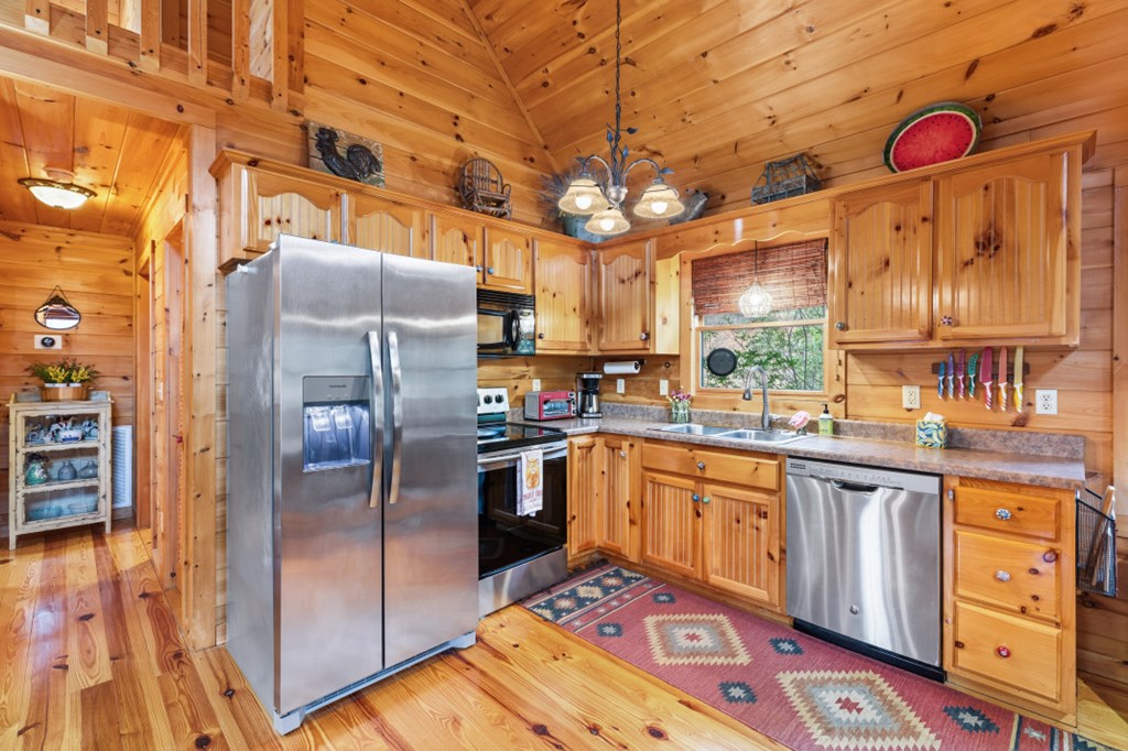 429259 Blue Ridge Residential