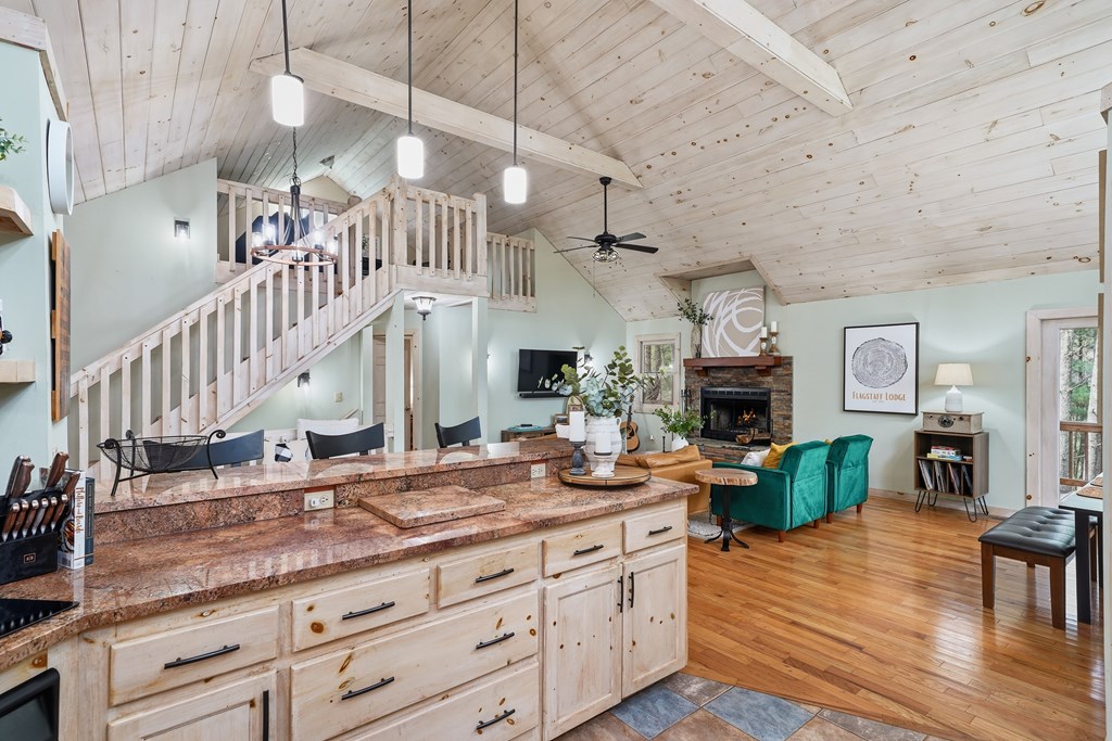 429261 Blue Ridge Residential