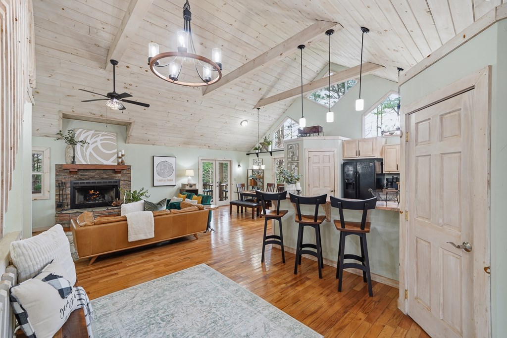 429261 Blue Ridge Residential