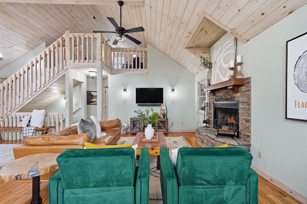 429261 Blue Ridge Residential