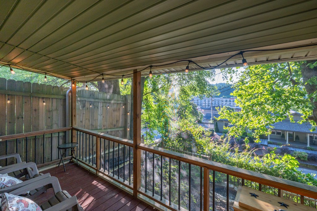 429263 Blue Ridge Residential