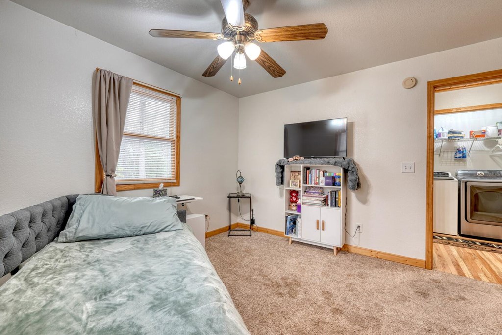 429268 Murphy Residential