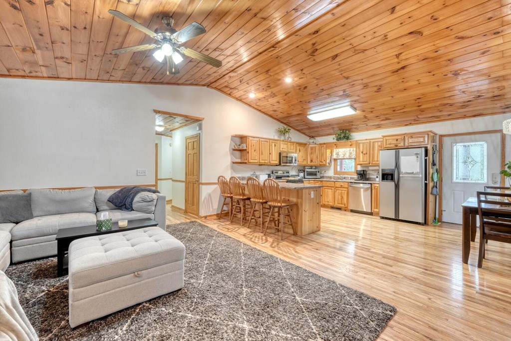 429268 Murphy Residential