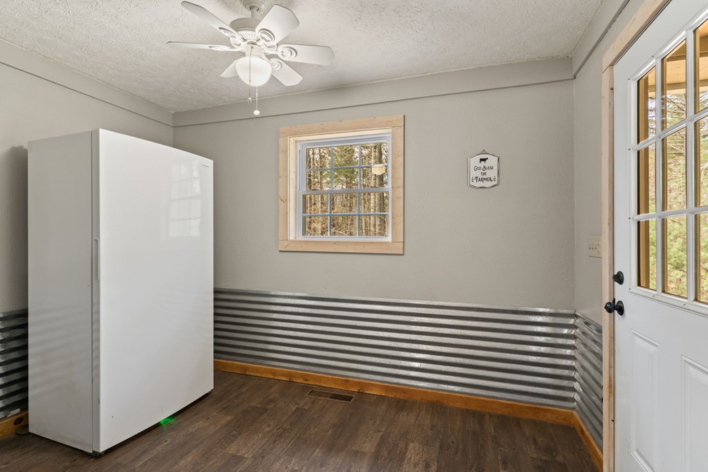 429269 Blue Ridge Residential