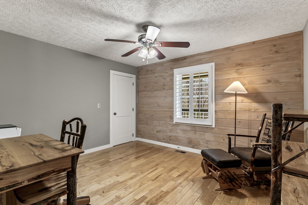 429269 Blue Ridge Residential