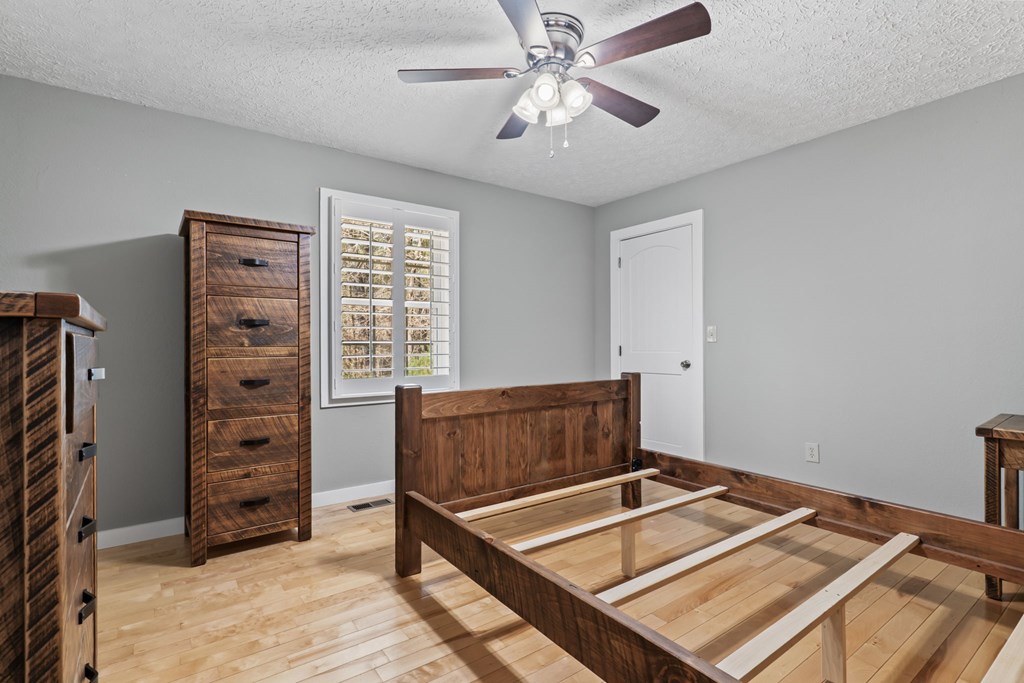 429269 Blue Ridge Residential