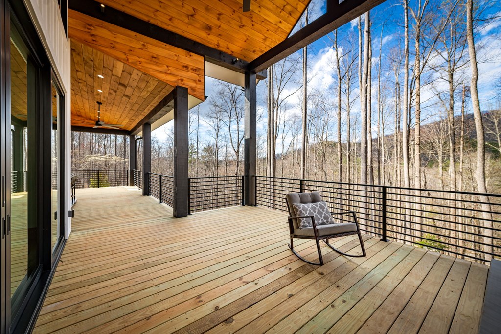 429270 Morganton Residential