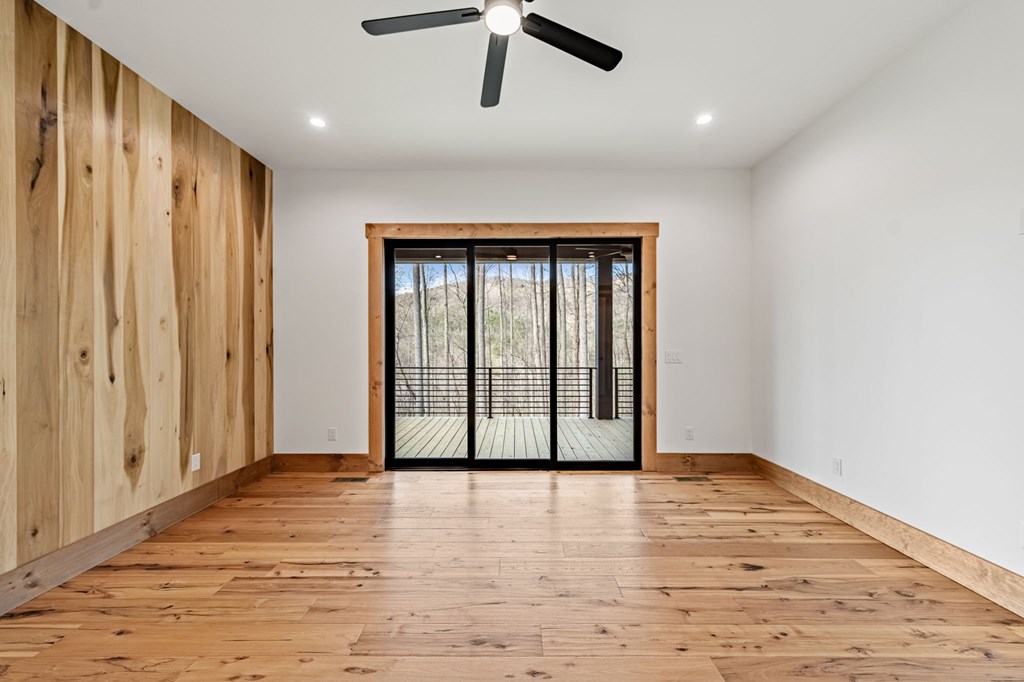 429270 Morganton Residential