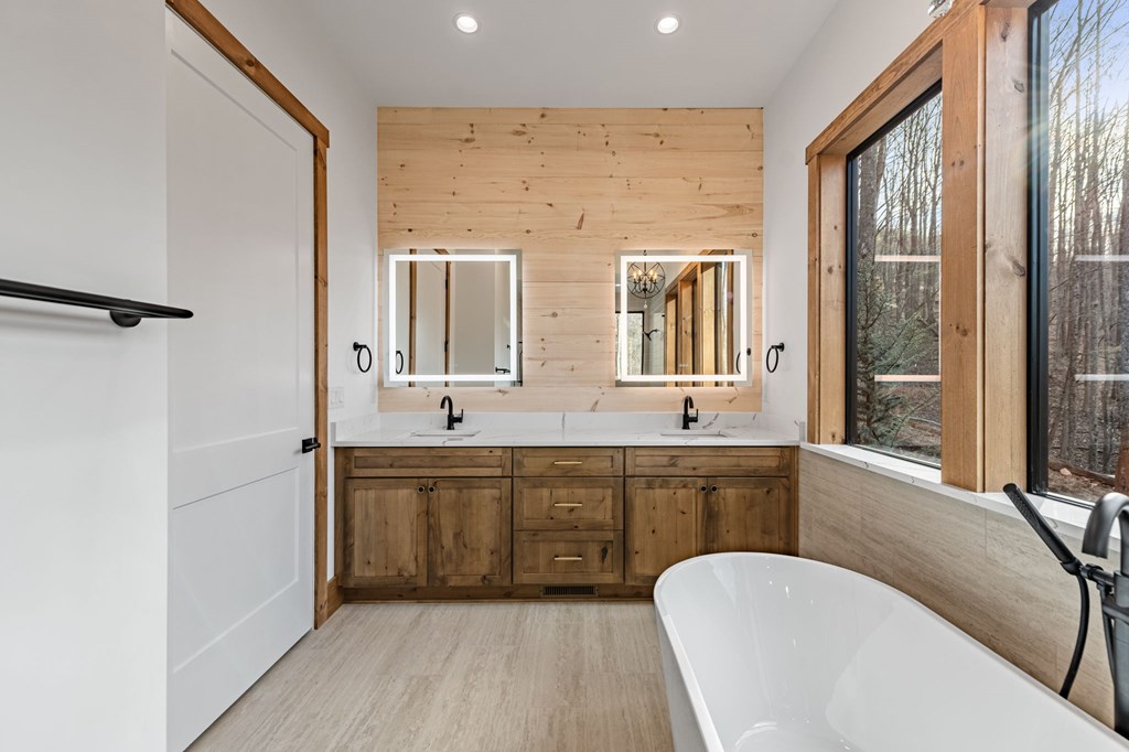 429270 Morganton Residential