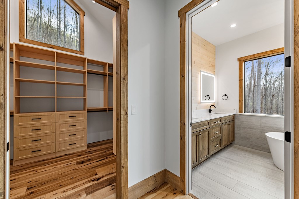 429270 Morganton Residential