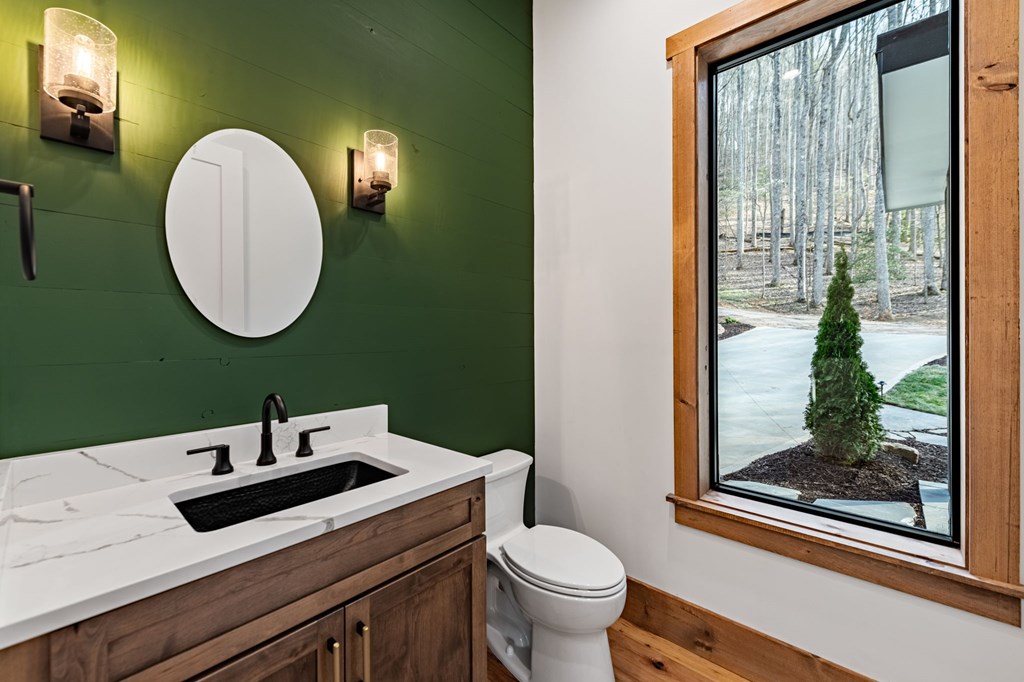 429270 Morganton Residential