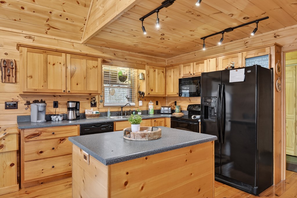 429275 Epworth Residential