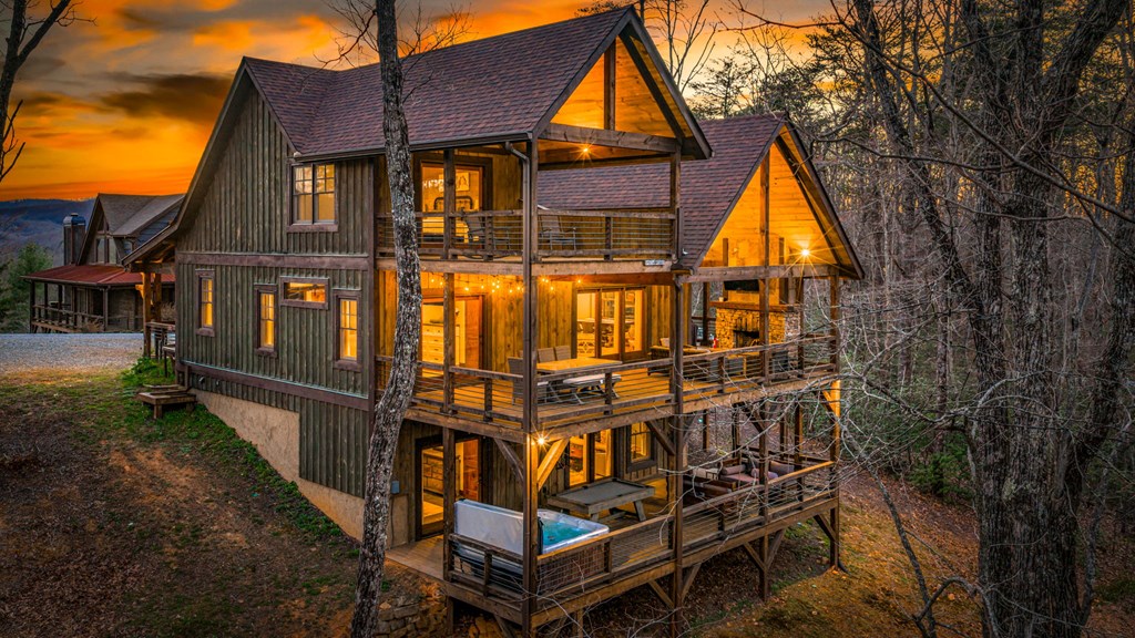 429280 Blue Ridge Residential