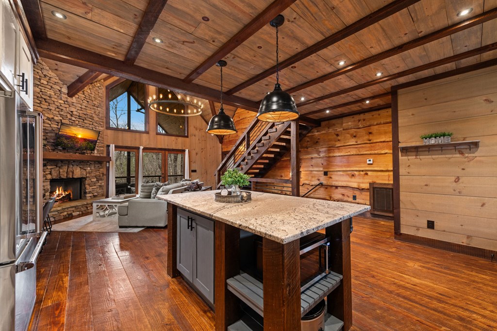 429280 Blue Ridge Residential