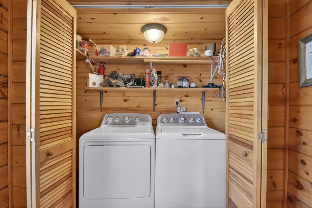 429283 Cherry Log Residential