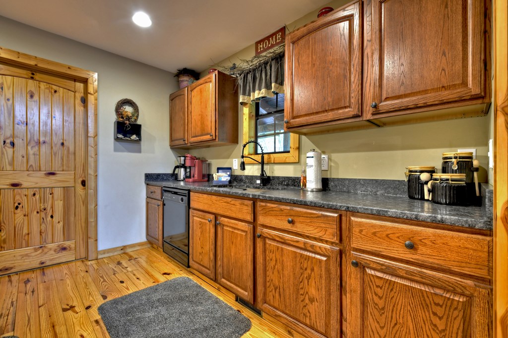 429294 Blairsville Residential